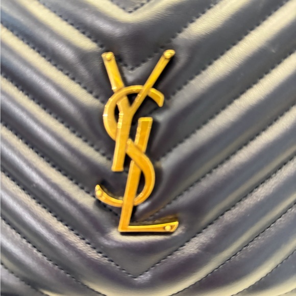 Yves Saint Laurent calfskin Monogram Lou Camera Bag Navy Quilted Crossbody Bag - Picture 2 of 5